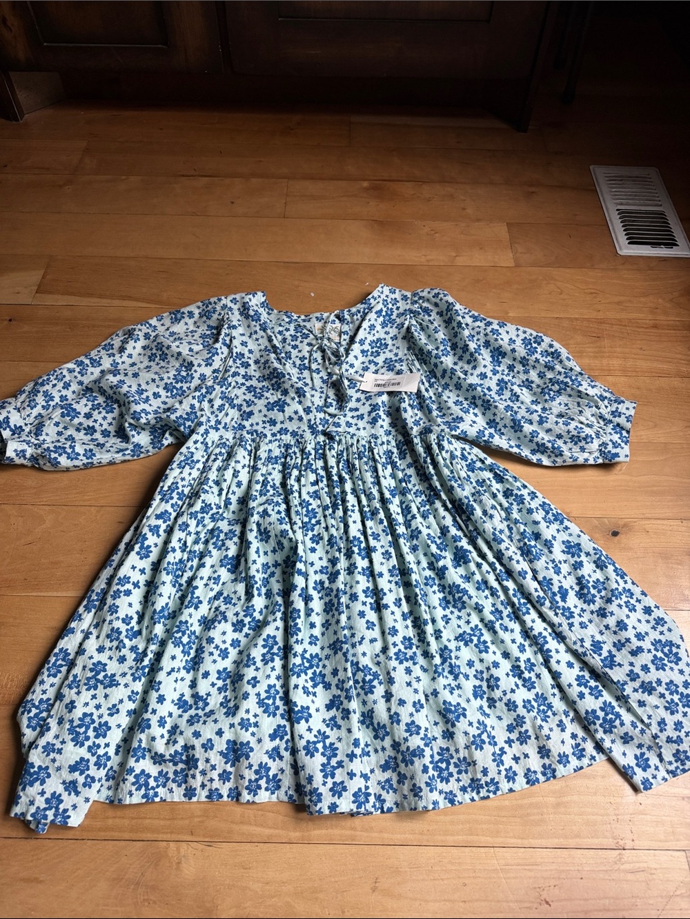 Floral Puff-Sleeve Mini Dress in Light Blue